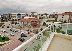 بنتهاوس واسع 4 + 2 في أونجالي كونيالتي أنطاليا