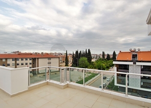 بنتهاوس واسع 4 + 2 في أونجالي كونيالتي أنطاليا