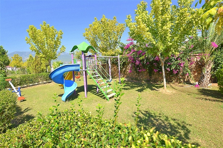 شقة غرفة نوم وصالة مؤثثة في توسمور - الانيا 