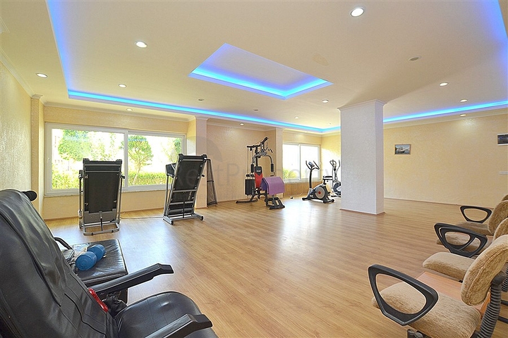 شقة غرفة نوم وصالة مؤثثة في توسمور - الانيا 