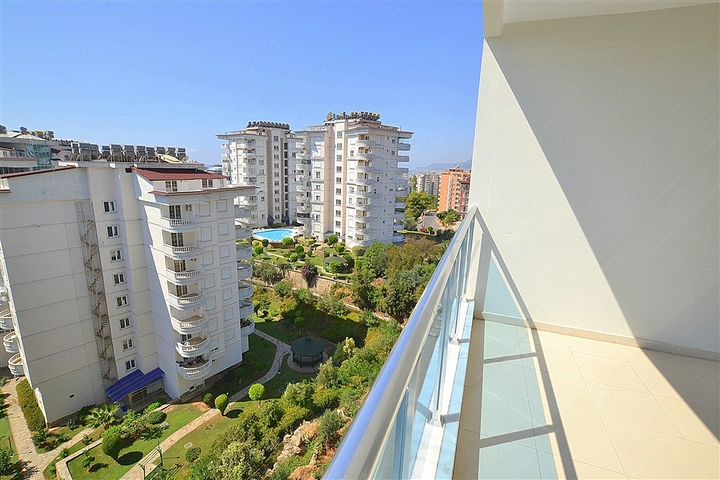 شقة غرفة نوم وصالة مؤثثة في توسمور - الانيا 