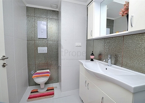 شقة غرفة نوم وصالة مؤثثة في توسمور - الانيا 