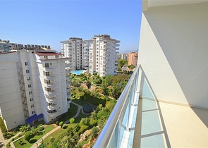 شقة غرفة نوم وصالة مؤثثة في توسمور - الانيا 