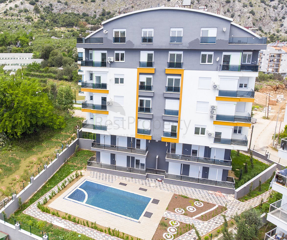 مشروع في كونيالتي أنطاليا