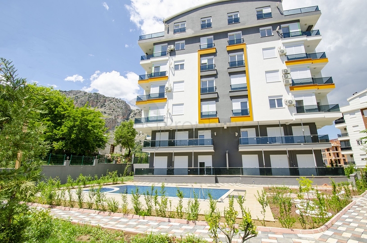 مشروع في كونيالتي أنطاليا