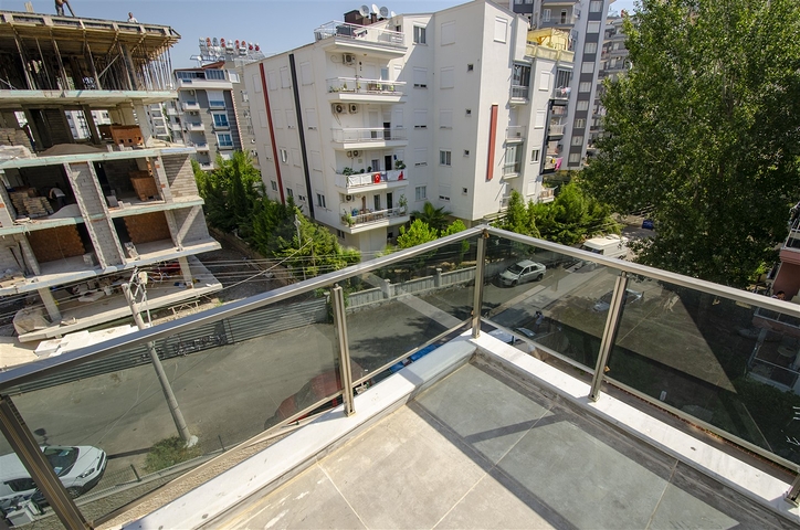 شقق للبيع في كونيالتي أنطاليا