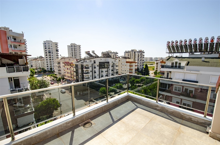 شقق للبيع في كونيالتي أنطاليا