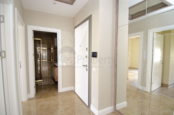 شقة 2 + 1 تطل على حمام السباحة في مجمع جديد في ليمان