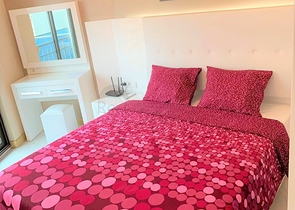 للمستثمرين - شقة مؤثثة ضمن مجمع  يضم كافة الخدمات في مركز الانيا