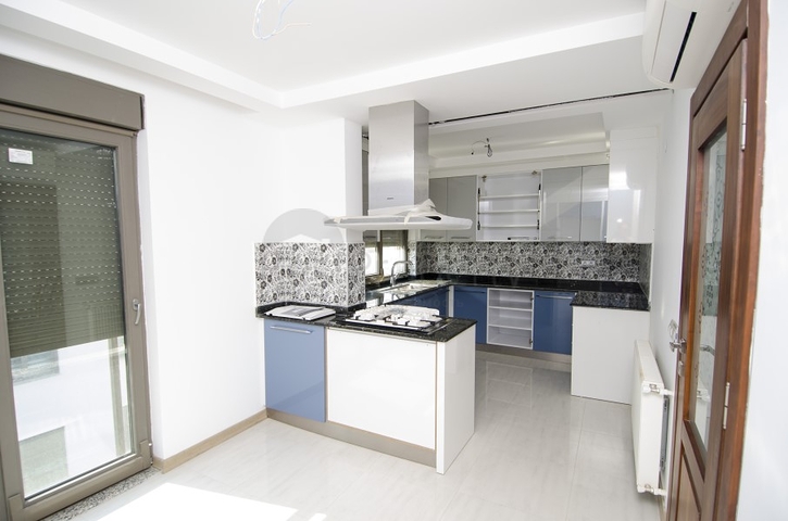 بنتهاوس واسع 4 + 2 في منطقة النخبة في أنجالي أنطاليا