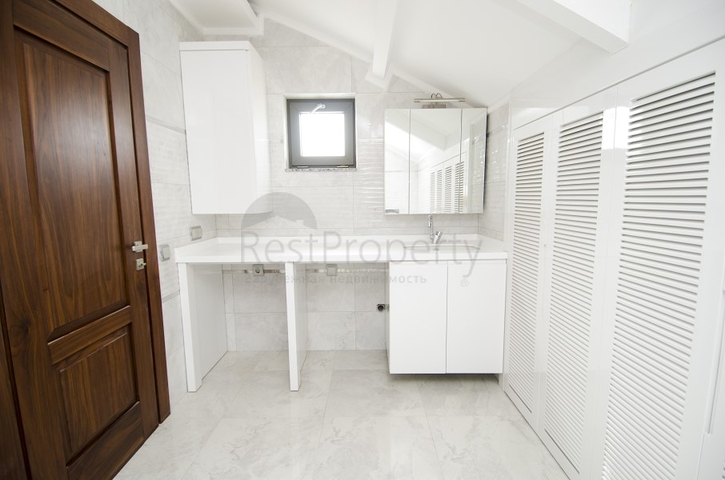 بنتهاوس واسع 4 + 2 في منطقة النخبة في أنجالي أنطاليا