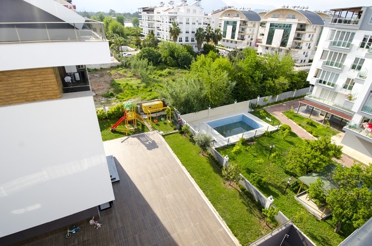 بنتهاوس واسع 4 + 2 في منطقة النخبة في أنجالي أنطاليا