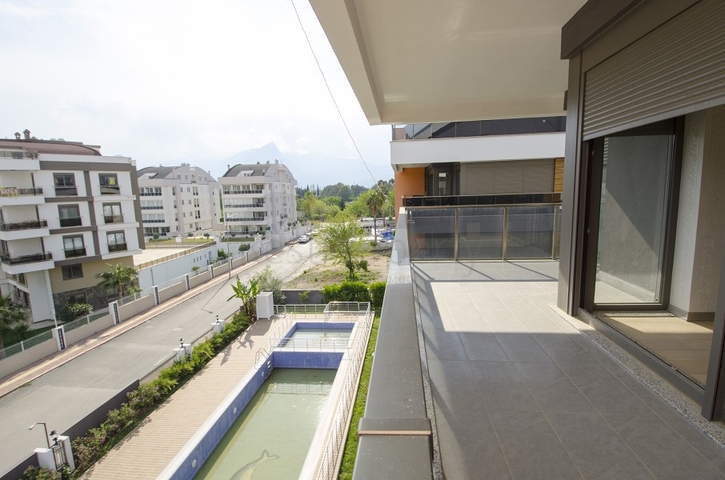 بنتهاوس واسع 4 + 2 في منطقة النخبة في أنجالي أنطاليا