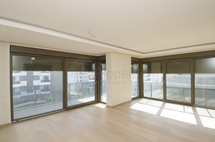 بنتهاوس واسع 4 + 2 في منطقة النخبة في أنجالي أنطاليا