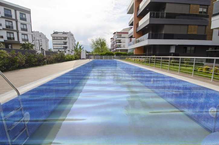 بنتهاوس واسع 4 + 2 في منطقة النخبة في أنجالي أنطاليا