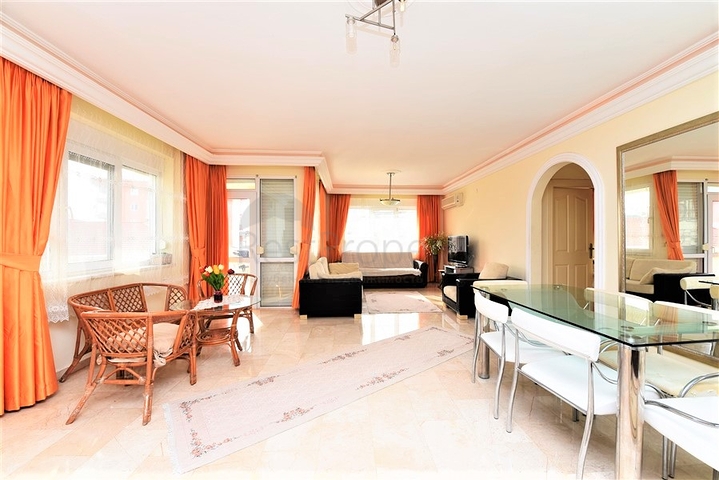 شقة غرفتين وصالة وتراسين واسعين في جيكجلي - الانيا 