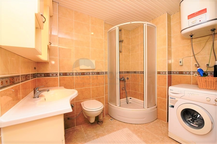 شقة غرفتين وصالة وتراسين واسعين في جيكجلي - الانيا 