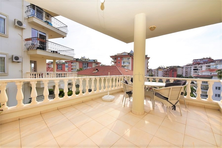 شقة غرفتين وصالة وتراسين واسعين في جيكجلي - الانيا 