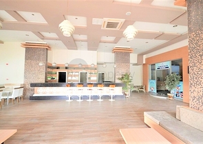 غرفة نوم وصالة ضمن مجمع سكني جانب مركز التسوق في جيكجيلي _ الانيا 