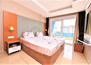 غرفة نوم وصالة ضمن مجمع سكني جانب مركز التسوق في جيكجيلي _ الانيا 