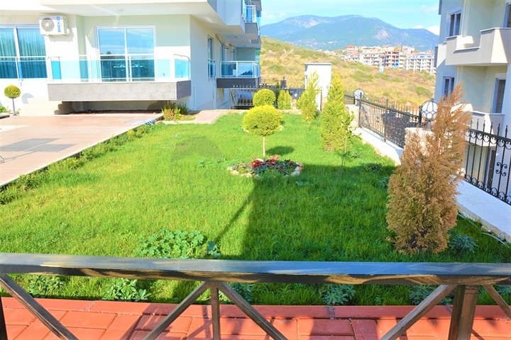 شقق اطلالة بحر في الانيا - دوبلكس غرفتين وصالة في كاستل / الانيا 