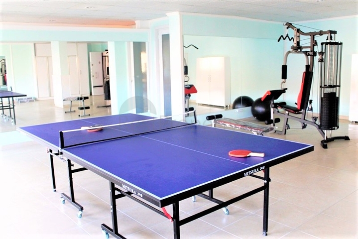 شقق اطلالة بحر في الانيا - دوبلكس غرفتين وصالة في كاستل / الانيا 