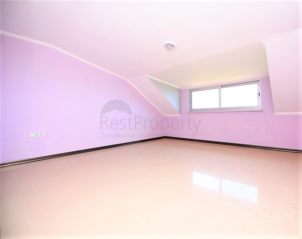 شقق اطلالة بحر في الانيا - دوبلكس غرفتين وصالة في كاستل / الانيا 