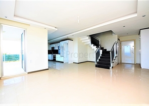 شقق اطلالة بحر في الانيا - دوبلكس غرفتين وصالة في كاستل / الانيا 