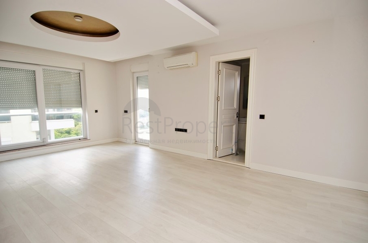 دوبلكس راقي 4 + 2 في أونجالي كونيالتي أنطاليا