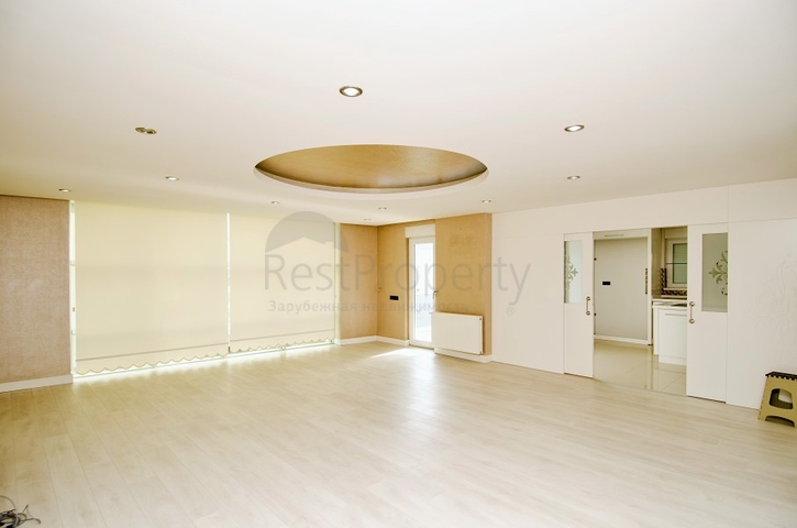 دوبلكس راقي 4 + 2 في أونجالي كونيالتي أنطاليا