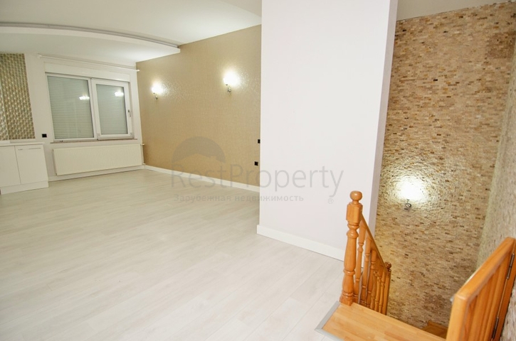 دوبلكس راقي 4 + 2 في أونجالي كونيالتي أنطاليا