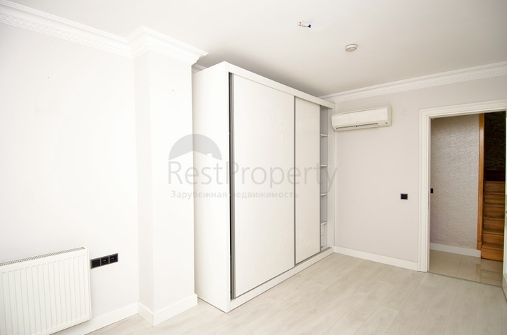 دوبلكس راقي 4 + 2 في أونجالي كونيالتي أنطاليا