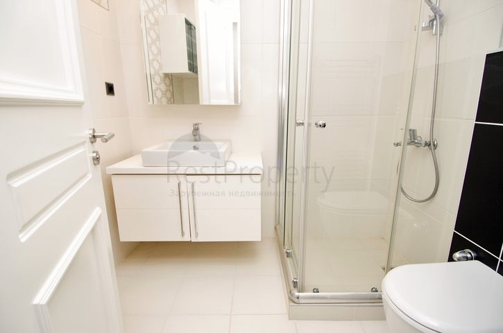 دوبلكس راقي 4 + 2 في أونجالي كونيالتي أنطاليا