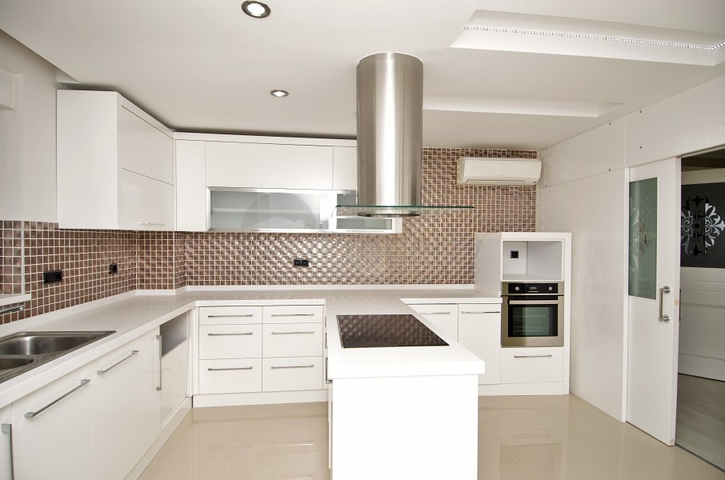 دوبلكس راقي 4 + 2 في أونجالي كونيالتي أنطاليا