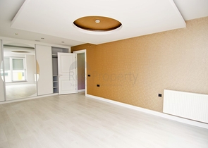 دوبلكس راقي 4 + 2 في أونجالي كونيالتي أنطاليا