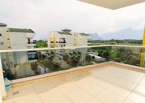 دوبلكس راقي 4 + 2 في أونجالي كونيالتي أنطاليا