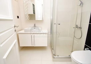 دوبلكس راقي 4 + 2 في أونجالي كونيالتي أنطاليا