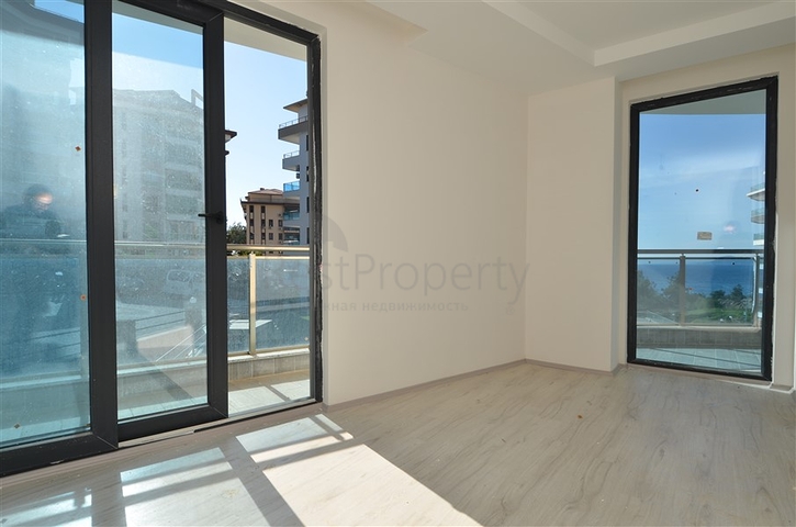 شقة فاخرة باطلالة بحرية ضمن مجمع سكني خمس نجوم في كار جي جاك / الانيا 