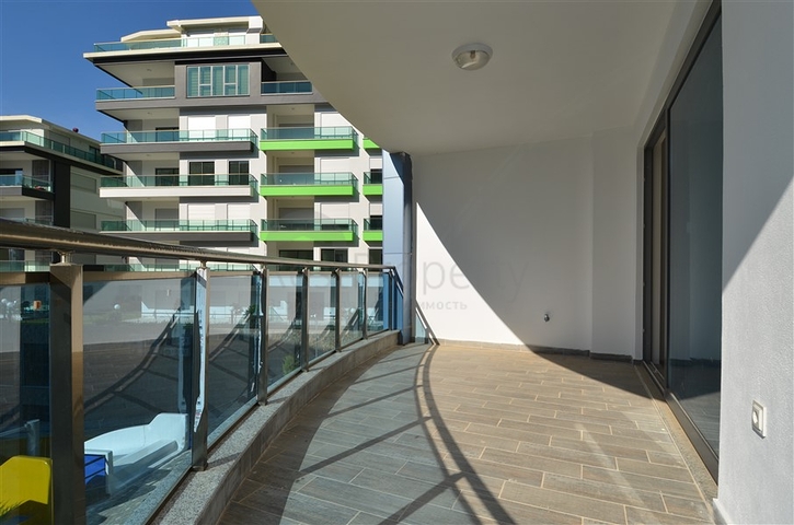 شقة فاخرة باطلالة بحرية ضمن مجمع سكني خمس نجوم في كار جي جاك / الانيا 