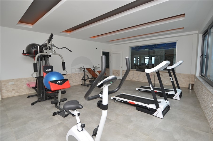 شقة فاخرة باطلالة بحرية ضمن مجمع سكني خمس نجوم في كار جي جاك / الانيا 