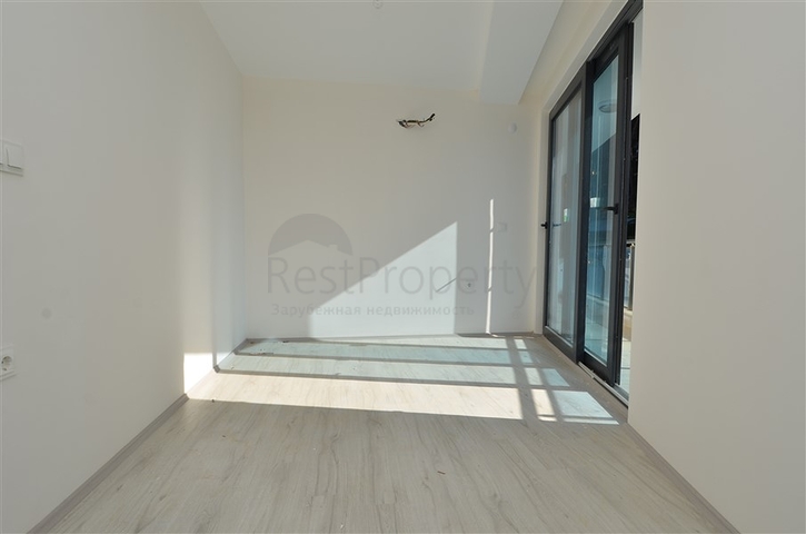 شقة فاخرة باطلالة بحرية ضمن مجمع سكني خمس نجوم في كار جي جاك / الانيا 