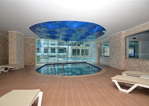 شقة فاخرة باطلالة بحرية ضمن مجمع سكني خمس نجوم في كار جي جاك / الانيا 