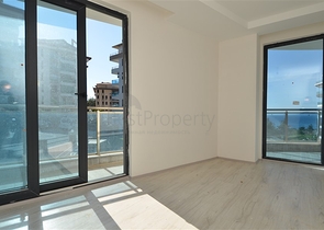 شقة فاخرة باطلالة بحرية ضمن مجمع سكني خمس نجوم في كار جي جاك / الانيا 