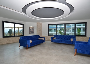 شقة فاخرة باطلالة بحرية ضمن مجمع سكني خمس نجوم في كار جي جاك / الانيا 