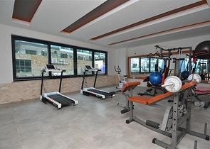 شقة فاخرة باطلالة بحرية ضمن مجمع سكني خمس نجوم في كار جي جاك / الانيا 