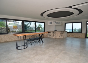 شقة فاخرة باطلالة بحرية ضمن مجمع سكني خمس نجوم في كار جي جاك / الانيا 