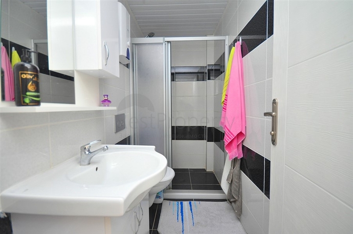 شقة بسعر مخفض في الانيا - مهموتلار 