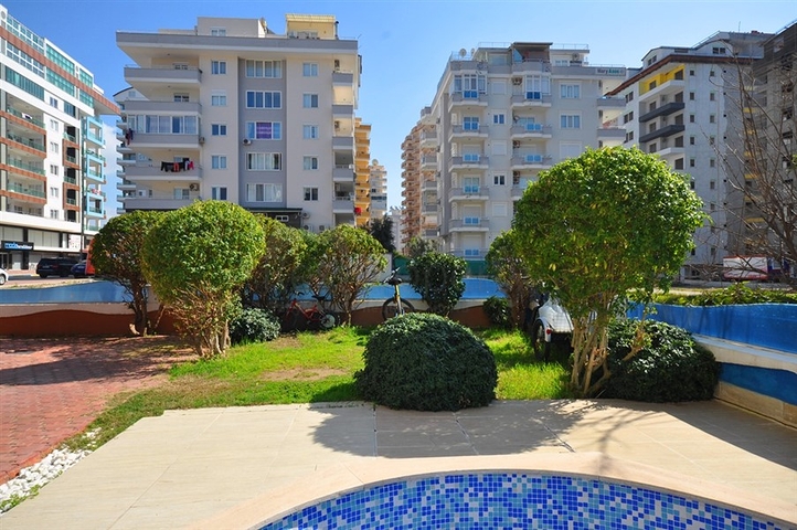 شقة بسعر مخفض في الانيا - مهموتلار 