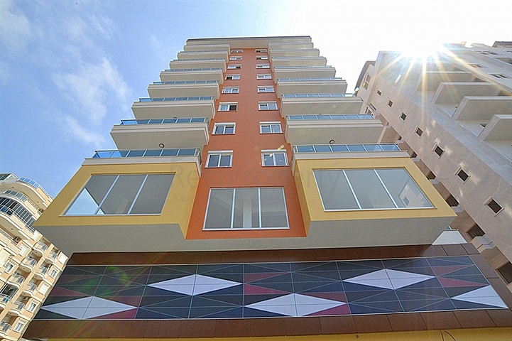 شقة قريبة من البحر - تصميم غرفتين وصالة ضمن مجمع سكني جديد في مهموتلار / الانيا 