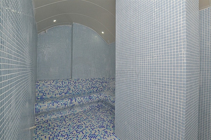 شقة قريبة من البحر - تصميم غرفتين وصالة ضمن مجمع سكني جديد في مهموتلار / الانيا 